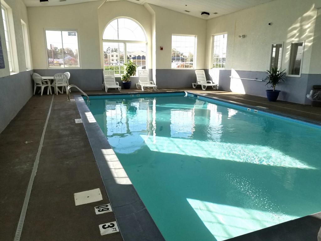 Hotel Microtel & By Wyndham 4*