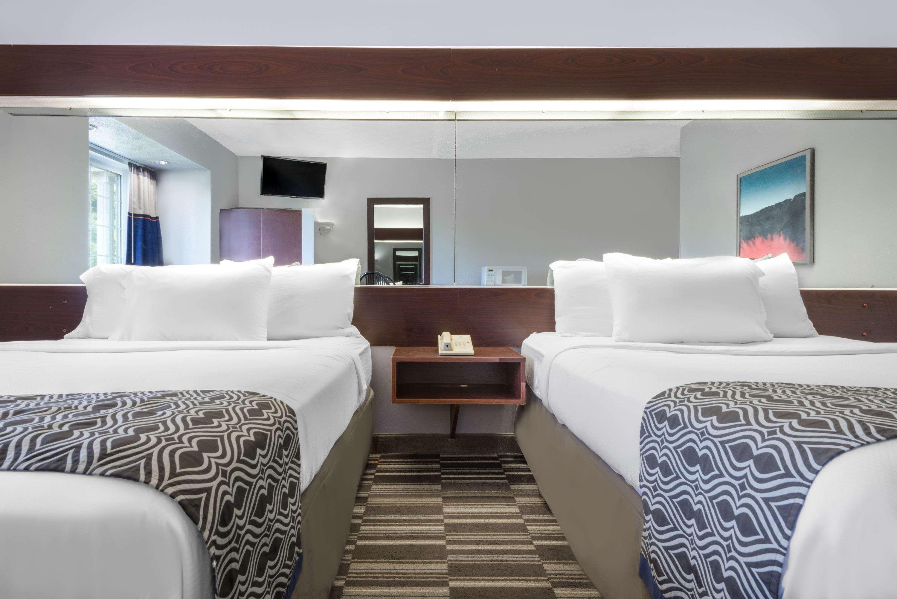 Hotel Microtel & By Wyndham London