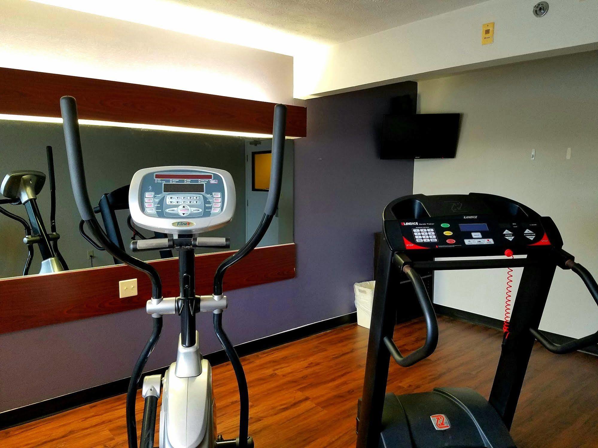 Microtel & By Wyndham London